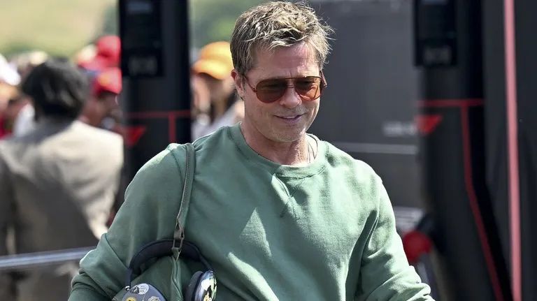 El auténtico Brad Pitt durante el rodaje de una película en Hungría.