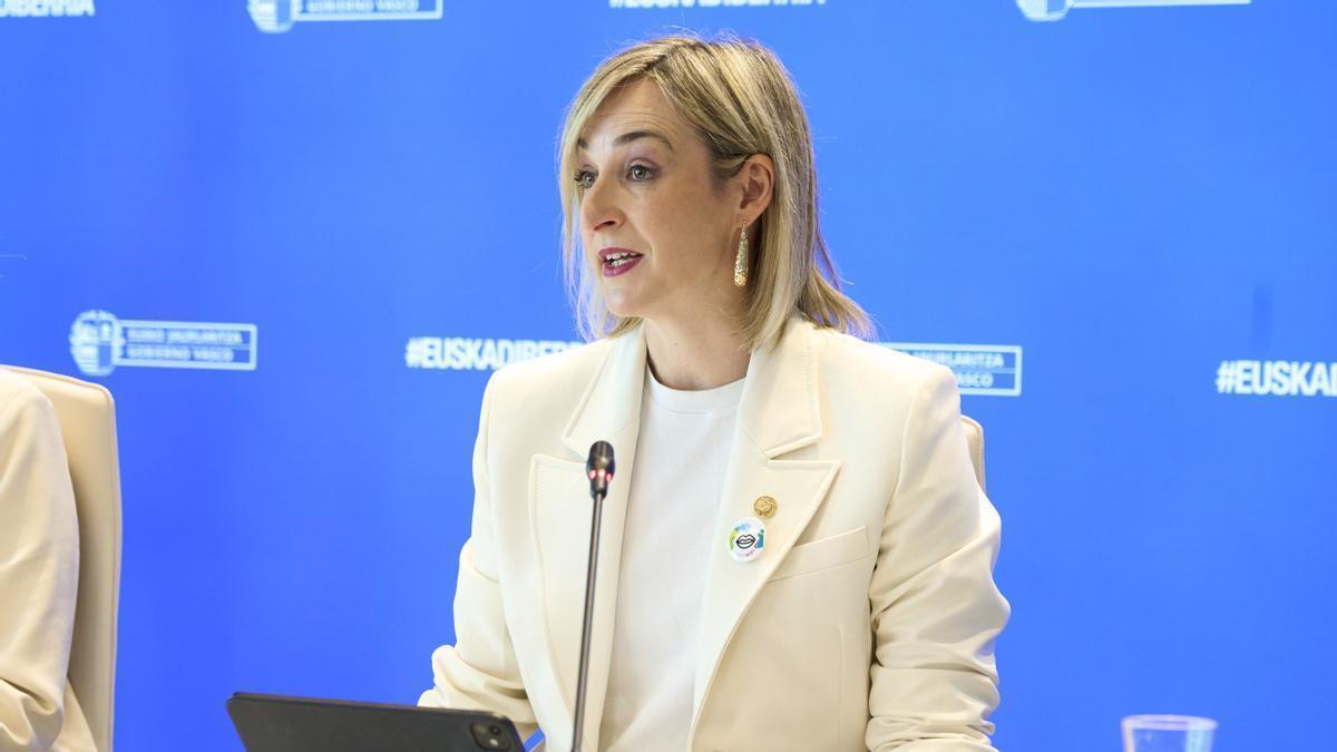 La portavoz del Gobierno vasco, Maria Ubarretxena, en la rueda de prensa posterior al Consejo