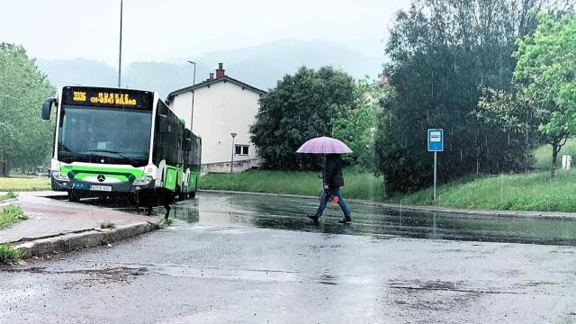Usuarios de Meatzaldea piden que el Bizkaibus 3336 Muskiz Bilbao tenga una salida más temprana en domingos y festivos / E. Zunzunegi Usuarios de Meatzaldea piden que el Bizkaibus 3336 Muskiz Bilbao tenga una salida más temprana en domingos y festivos