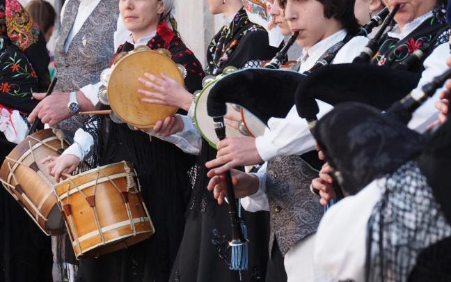Los ecos del folklore de Galicia inundarán el parque Urkizu de Eibar este fin de semana.