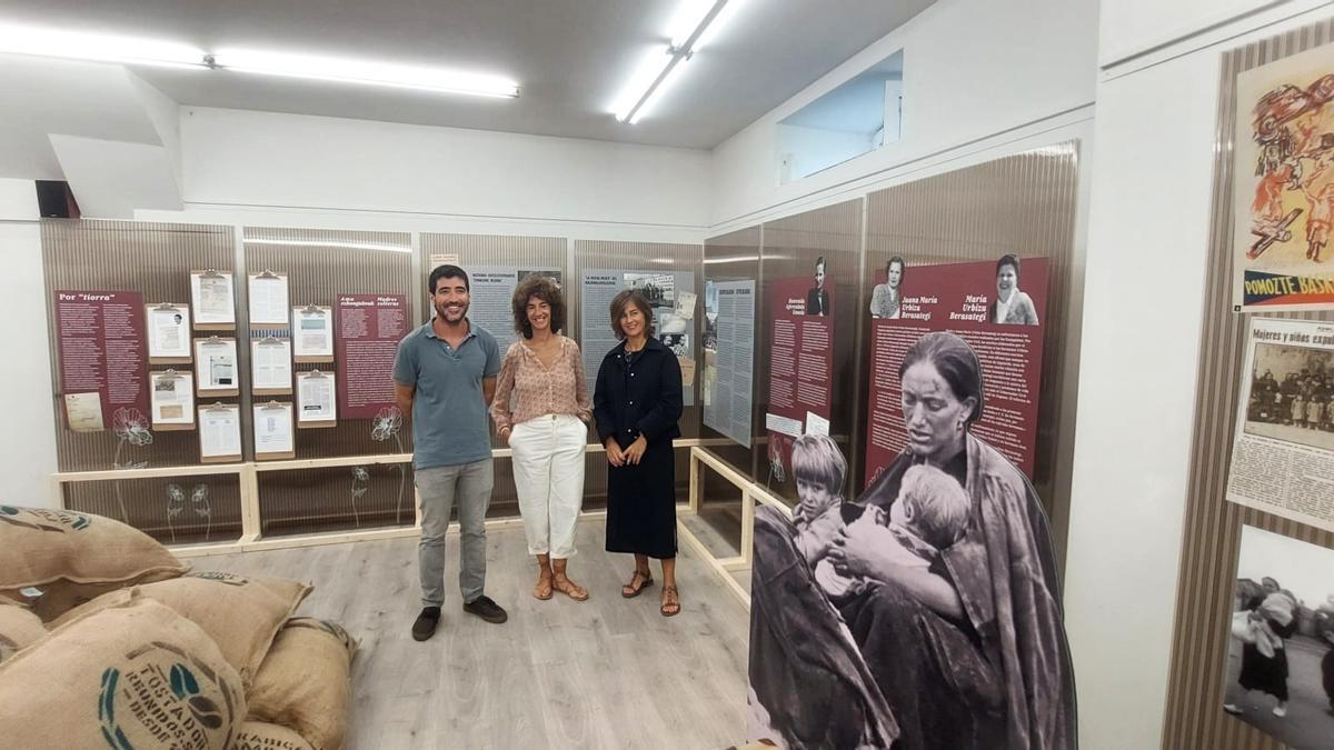 Presentación de la exposición, que permanecerá abierta al público hasta el 27 de septiembre.