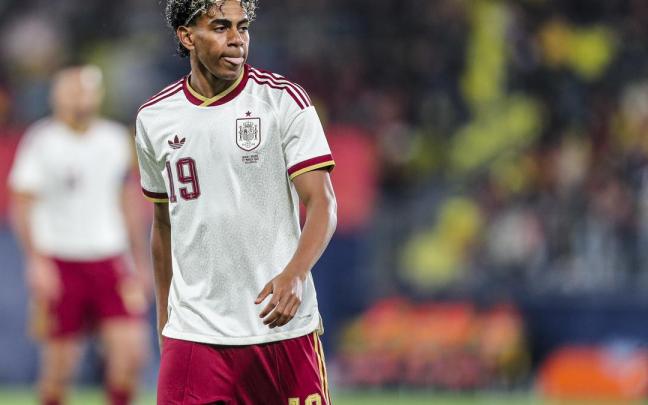 Lamine Yamal, en un encuentro reciente con la selección española.