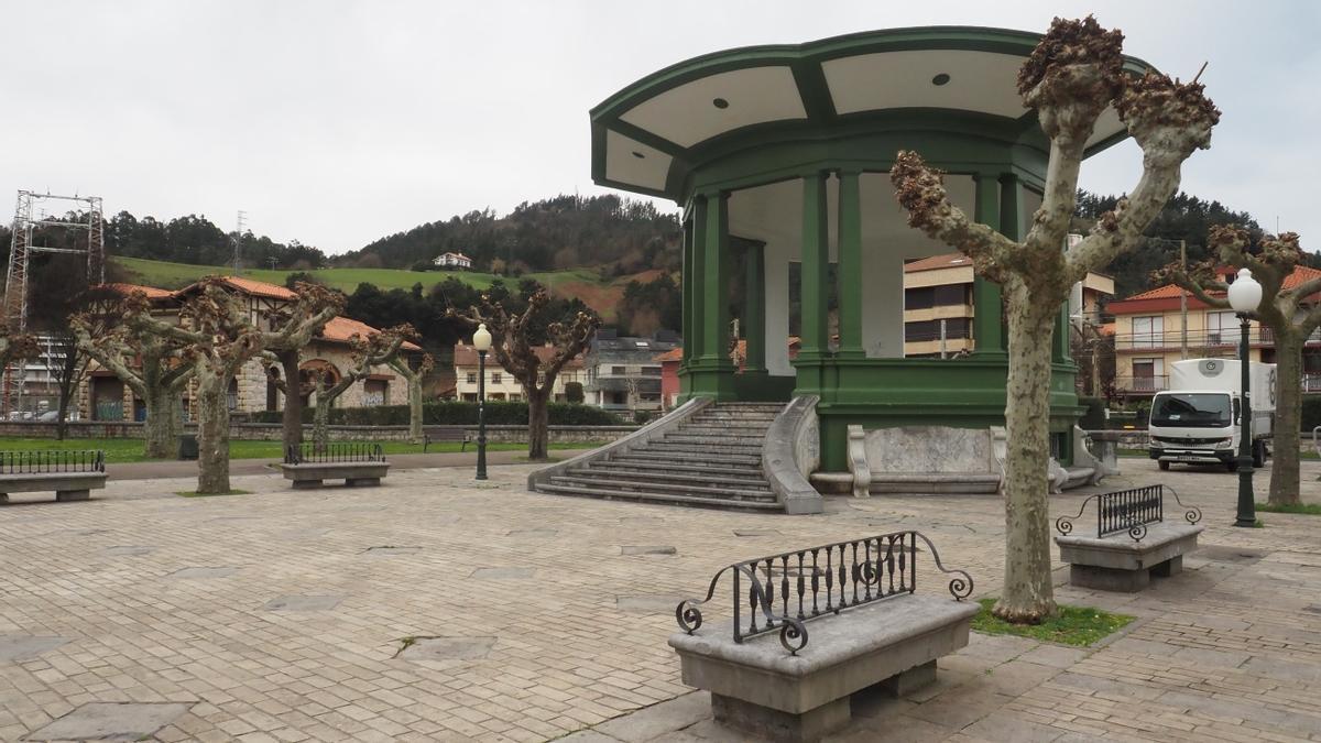 La reforma de los baños del kiosco ha sido una de las propuestas más votada en los presupuestos participativos de Deba