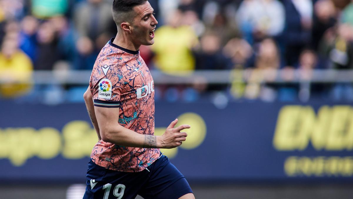 Sergi Guardiola celebra su gol