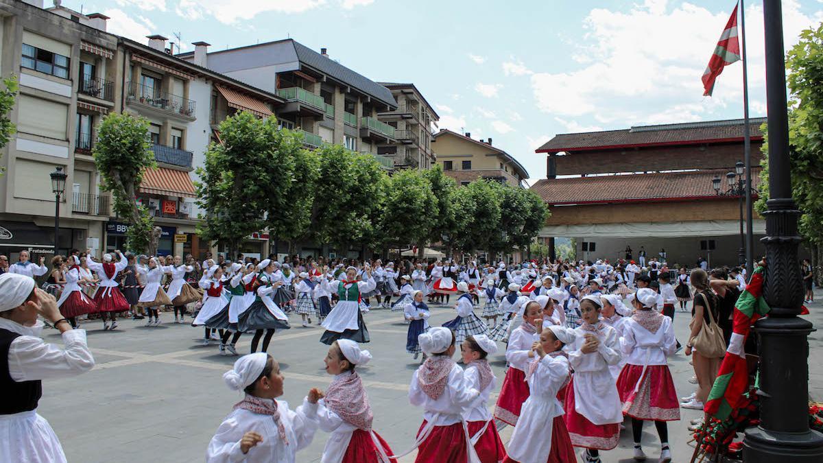 Lazkao Dantzari Txiki Eguna