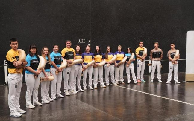 Presentación del Winter Series femenino en el frontón Ezkurdi de Durango.