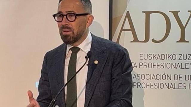 El consejero de Vivienda y Agenda Urbana, Denis Itxaso, interviene en el desayuno-coloquio organizado por ADYPE en Bilbao
EUROPA PRESS
16/2/2026