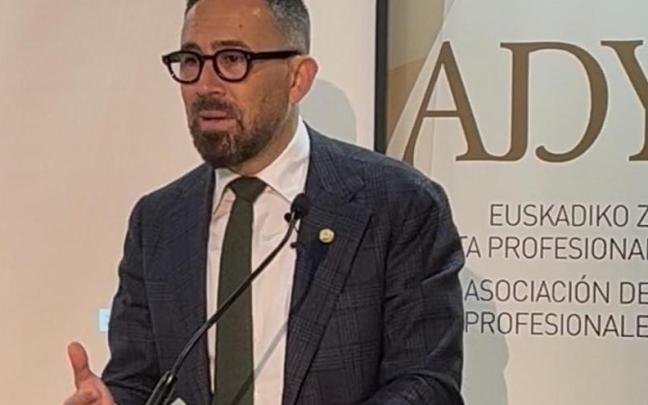 El consejero de Vivienda y Agenda Urbana, Denis Itxaso, interviene en el desayuno-coloquio organizado por ADYPE en Bilbao
EUROPA PRESS
16/2/2026