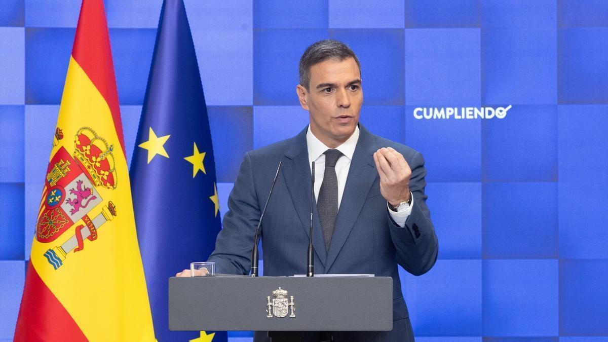 El presidente del Gobierno, Pedro Sánchez, comparece para hacer balance del curso político, en el Complejo de la Moncloa, a 31 de julio de 2024, en Madrid (España). Sánchez ha hecho el balance habitual antes del paréntesis veranie