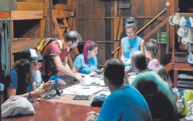 La asociación sin ánimo de lucro Itsasgela gestiona la actividad de Mater desde hace más de 20 años.