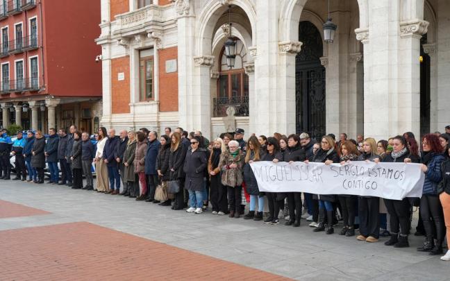 Minuto de silencio este lunes en Valladolid por la muerte del joven vecino de la ciudad.