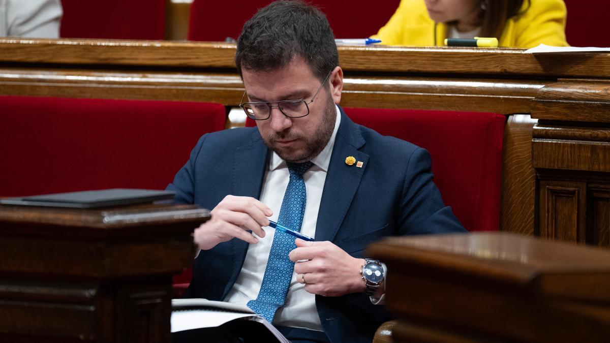 El presidente de la Generalitat, Pere Aragonès, en el pleno del Parlament sobre las enmiendas a la totalidad a los Presupuestos de la Generalitat.