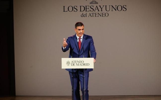 El presidente del Gobierno en funciones y líder socialista, Pedro Sánchez, intervino ayer en el desayuno del Ateneo de Madrid.