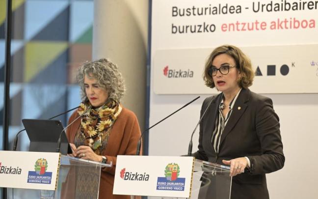 Ibone Bengoetxea y Elixabete Etxanobe han presentado las conclusiones en el Elkartegi de Gernika-Lumo.