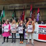Concentración de los sindicatos Steilas, LAB, ELA y CCOO en el registro de nuevas huelgas de la educación pública para el mes de mayo. EP Concentración de los sindicatos Steilas, LAB, ELA y CCOO en el registro de nuevas huelgas de la educación pública para el mes de mayo. EP