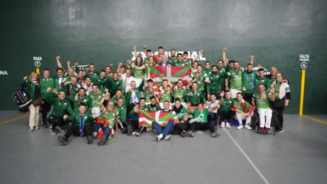 En imágenes: los pelotaris de Euskal Selekzioa, durante el Campeonato del Mundo de Pelota Vasca de Argentina.