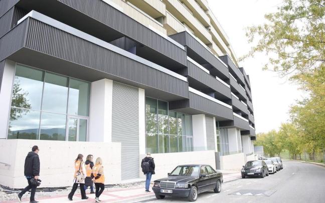 Fachada de un edificio de viviendas VPO de alquiler