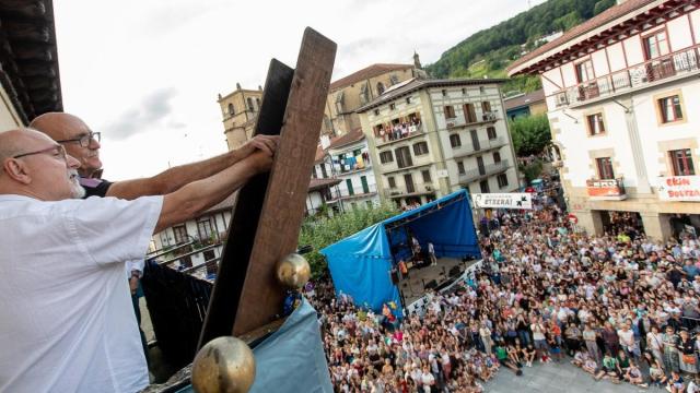 Xanistebanetako txupinazoa