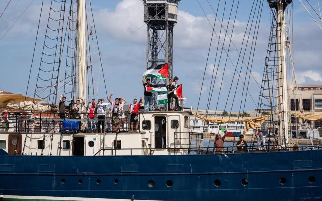 La Flotilla rumbo a Gaza alerta del acercamiento de varios buques tras entrar en "zona de riesgo"