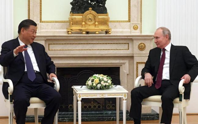 Xi Jinping y Putin se reúnen en Moscú. Xi Jinping y Putin se reúnen en Moscú.