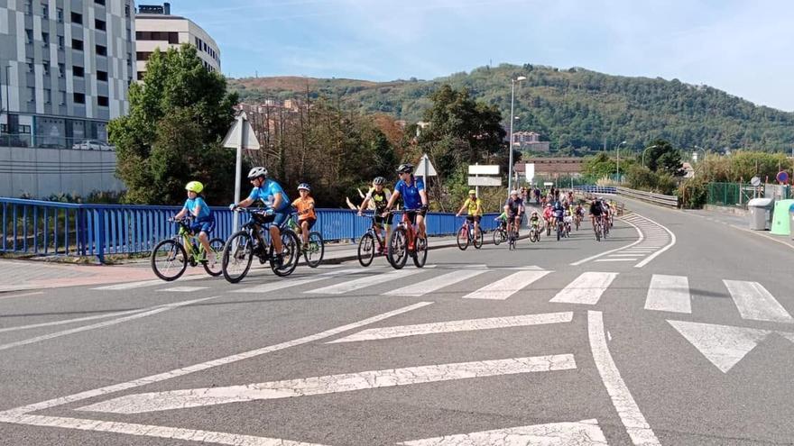 Imagen de archivo de un anterior Día Popular de la bicicleta en Basauri