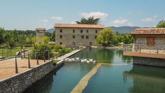 Entorno del antiguo molino de Nanclares / Ayuntamiento de Iruña Oka Entorno del antiguo molino de Nanclares