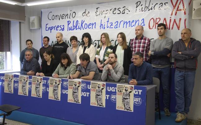 Los sindicatos LAB, Lankide, UGT, CCOO, ELA y CGT, en la rueda de prensa.