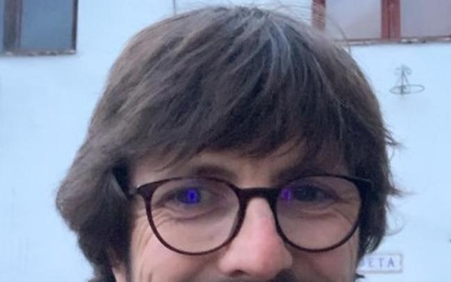 Jon Zarate, miembro del Departamento de Farmacia y Ciencias de los Alimentos de EHU, impartirá la formación junto a Aitor Montes Lasarte