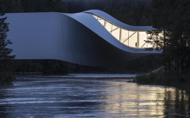 El exterior de Kistefos Museum, un icono de arquitectura.