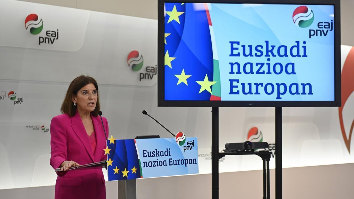 La europarlamentaria del PNV, Izaskun Bilbao, en una anterior rueda de prensa