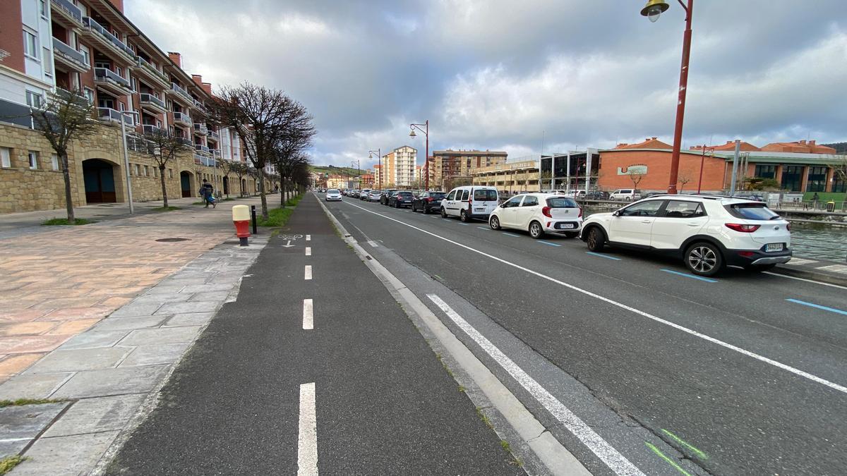 Carretera de Axular Ibilbidea en Zumaia.