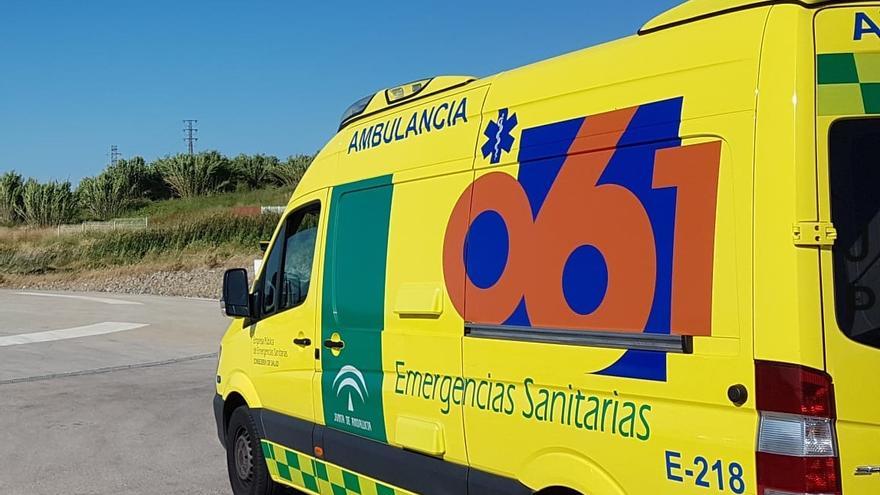 Ambulancia de emergencias sanitarias en Andalucía.