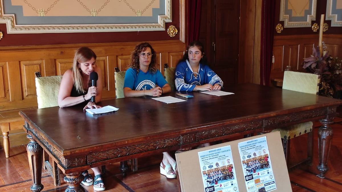 Presentación de la nueva edición del Bergara Hiria de hockey femenino.