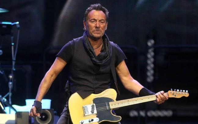 Bruce Springsteen durante su último concierto en Anoeta / Javier Colmenero Bruce Springsteen durante su último concierto en Anoeta