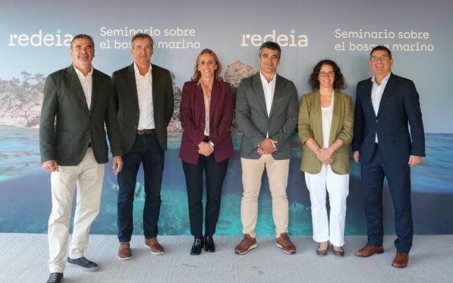 Participantes en el III Seminario Científico Bosque Marino de Redeia
