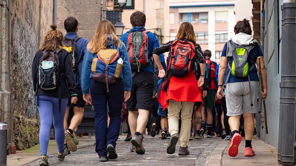 Bi ibilbide egiteko aukera egongo da.