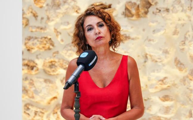 La vicepresidenta primera del Gobierno y ministra de Hacienda, María Jesús Montero