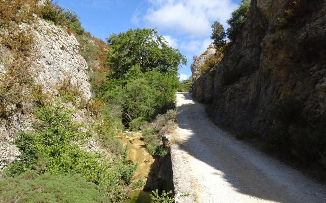 En imágenes, bajando por los pueblos que recorre el río Iranzu