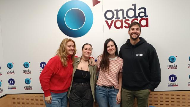 Ada Aparicio e Irene Mendoza, de EIT Food y Denis Ugalde, fundador de OREKA