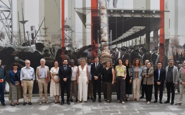 Participantes en el seminario “Financiación al desarrollo con enfoque local/territorial. La dimensión subestatal de la Cumbre de Sevilla 2025”