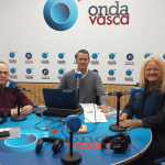 Javier Sanz y Marta Areizaga con Txema Gutiérrez en ONDA VASCA