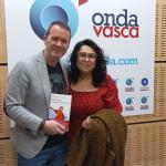 Elma Correa junto a Txema Gutiérrez