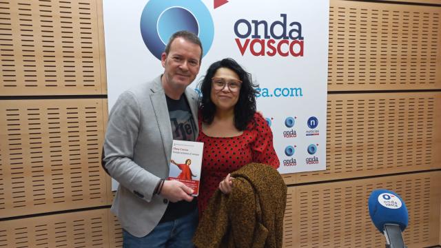 Elma Correa junto a Txema Gutiérrez