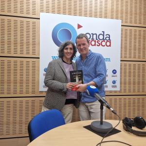 La actriz y escritora Elvira Mínguez nos presenta su novela "La educación del monstruo"