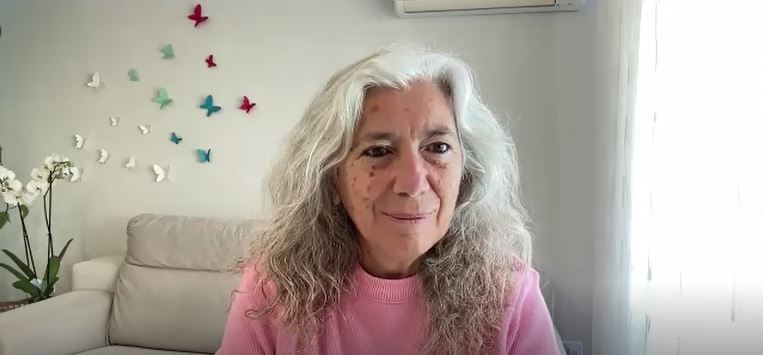 Encarna Espunya, fisioterapeuta, osteópata y espinóloga, entrevistada en Las Mañanas de Onda Vasca