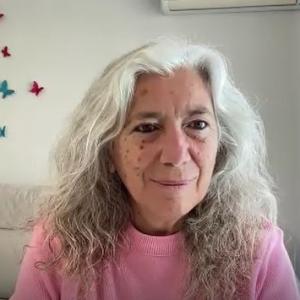 Encarna Espunya, fisioterapeuta, osteópata y espinóloga, entrevistada en Las Mañanas de Onda Vasca