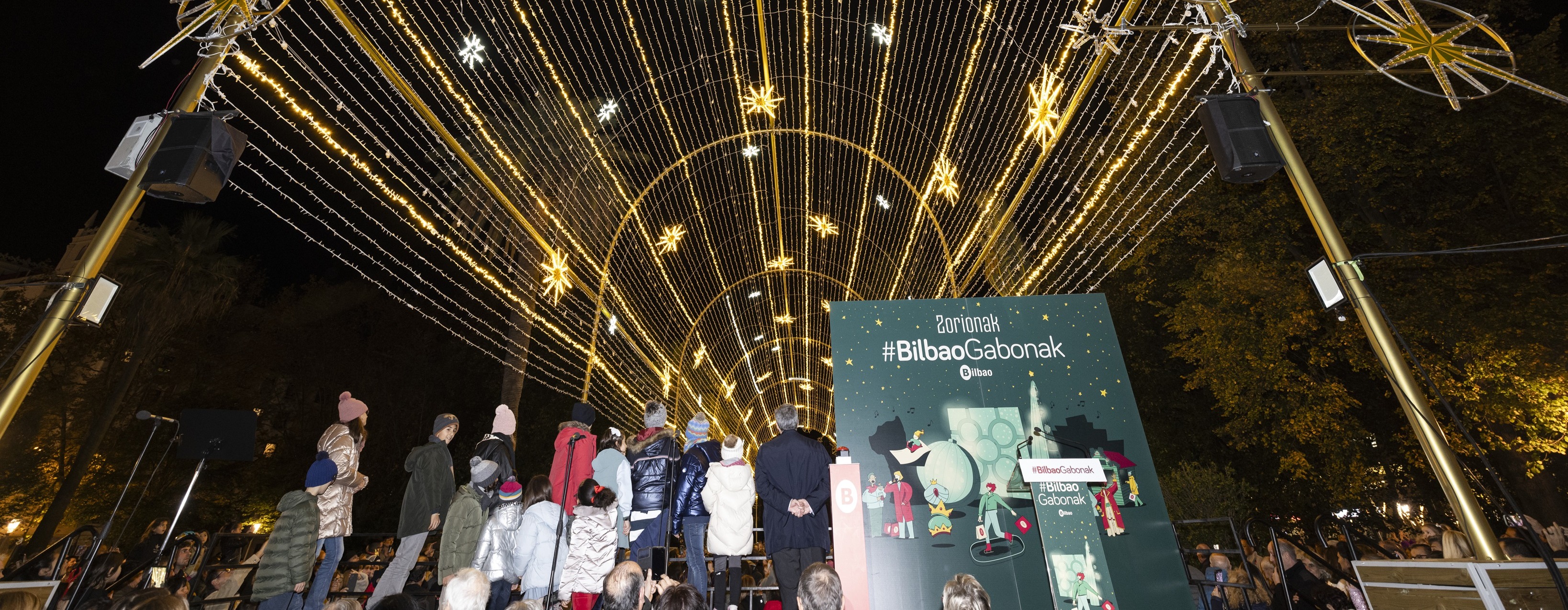 El Alcalde de Bilbao, Juan Mari Aburto, encenderá las luces navideñas de la Villa este miércoles 26 de noviembre a las 20:00 desde el Parque de Doña Casilda, junto al túnel de luz.