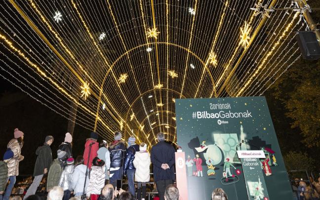 El Alcalde de Bilbao, Juan Mari Aburto, encenderá las luces navideñas de la Villa este miércoles 26 de noviembre a las 20:00 desde el Parque de Doña Casilda, junto al túnel de luz.