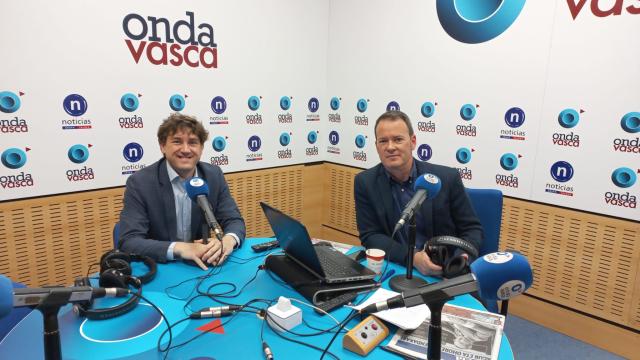 Eneko Andueza en los estudios de ONDA VASCA