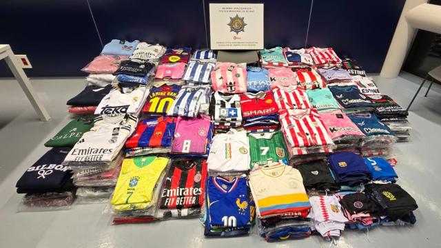 Equipaciones falsas incautadas. AYUNTAMIENTO DE BILBAO